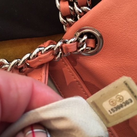 CHANEL front flap purse, peach/salmon - Picture 6 of 8